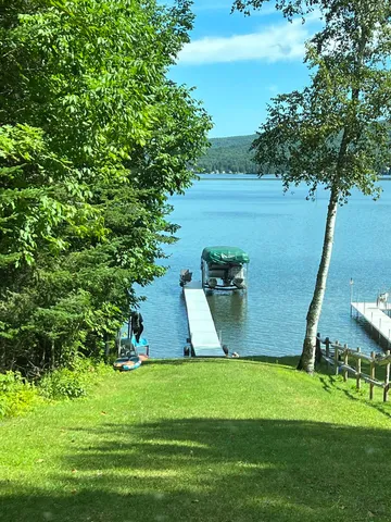 $1,695 | 670 Wayeeses Shore, Morgan, VT 05872