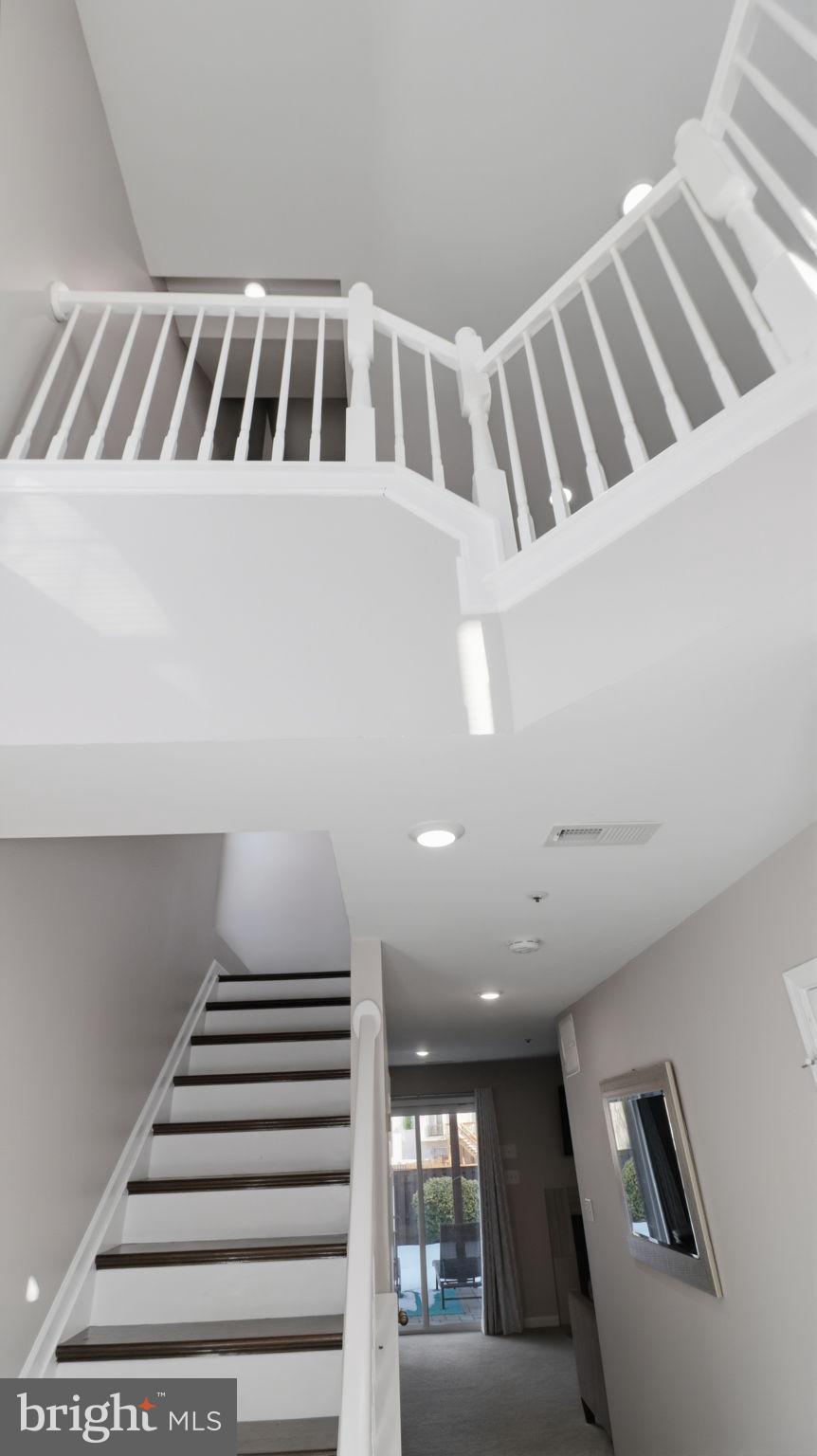 15922 Edgeview Terrace Bowie, MD 20716 - Photo 14 of 41 a view of entryway