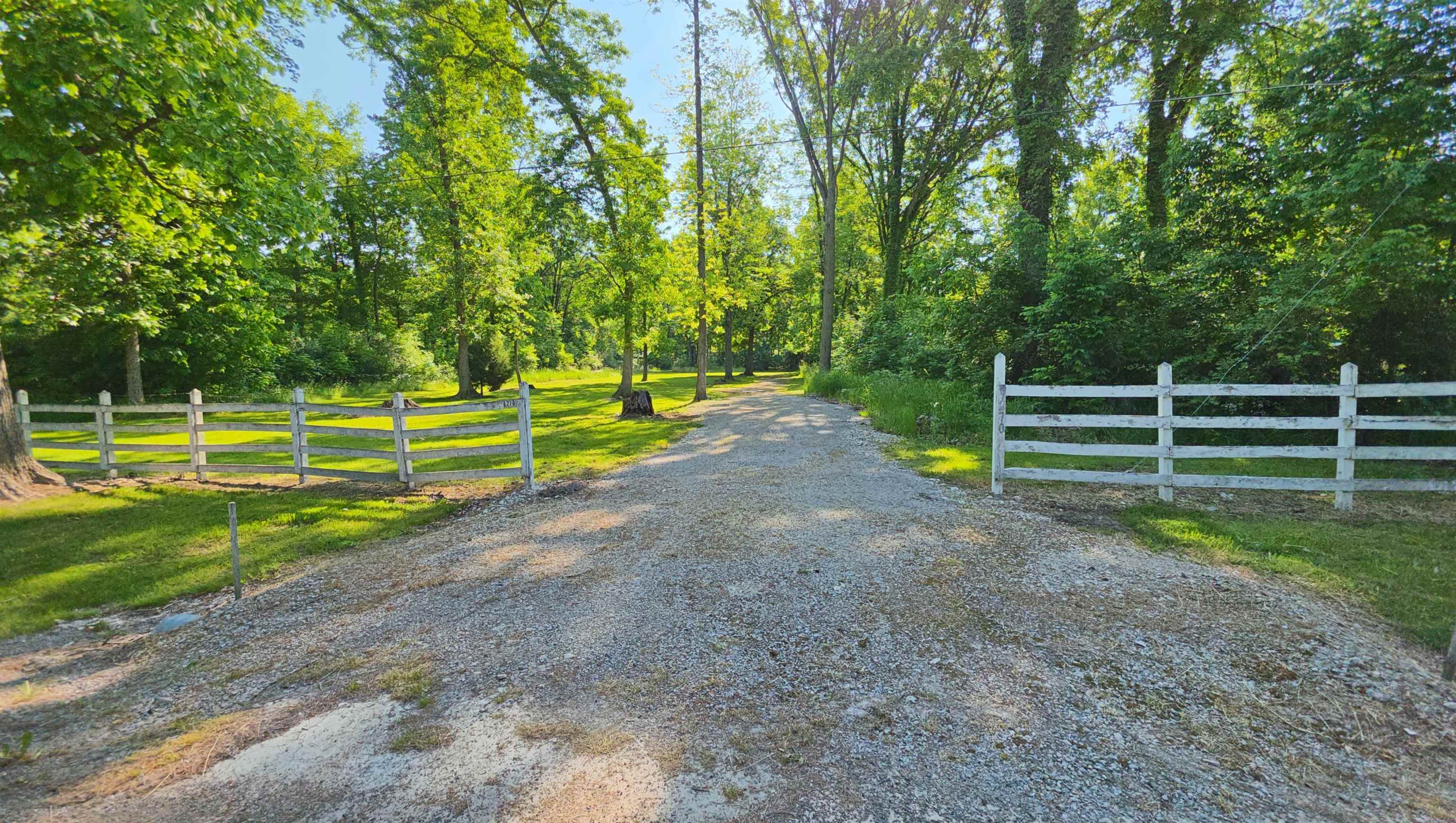 9270 Morrish Road Montrose, MI 48457 - Photo 2 of 21