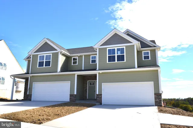 $384,900 | 199 Sunglo Drive, Unit (LOT #127), Leesport, PA 19533
