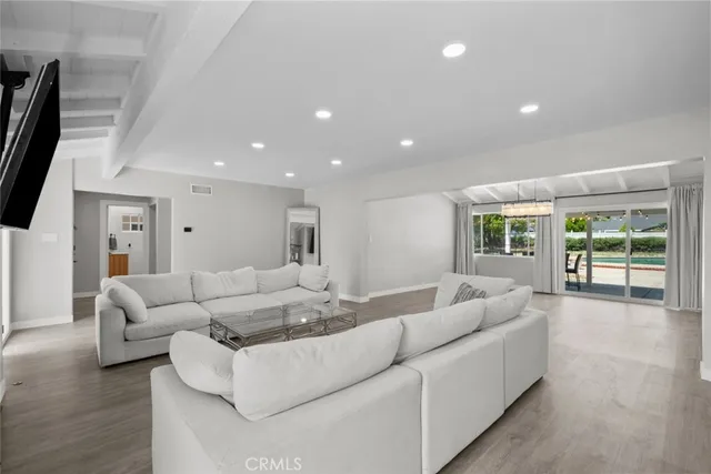 $1,650,000 | 17441 Rayen Street, Northridge, CA 91325