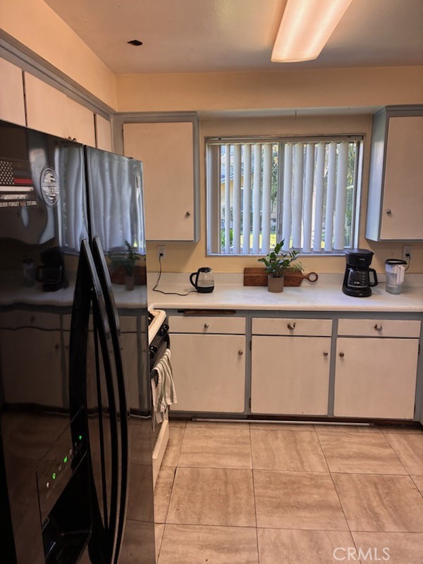 12909 Lariat Lane Norwalk, CA 90650 - Photo 5 of 16 Kitchen