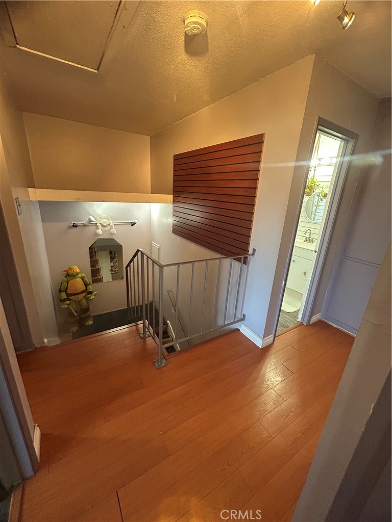 12909 Lariat Lane Norwalk, CA 90650 - Photo 10 of 16 Upstairs