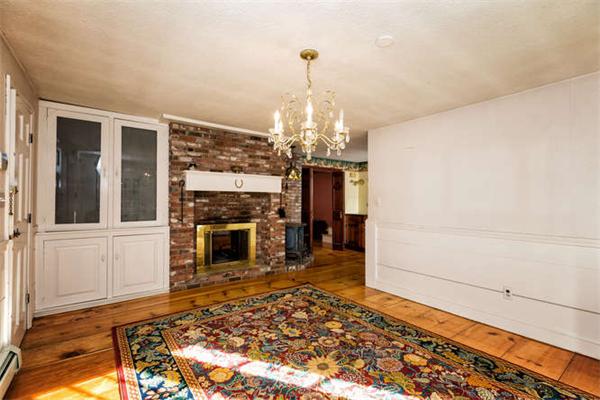 28 Boxford Road Topsfield, MA 01983 - Photo 7 of 27 Gallery Image 7