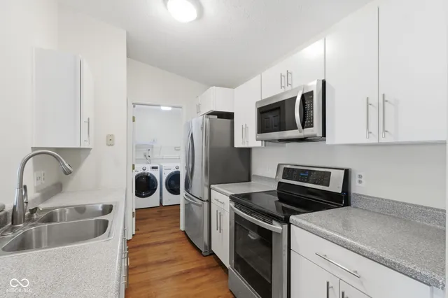 $234,990 | 12519 Timber Creek Drive, Unit 10, Carmel, IN 46032