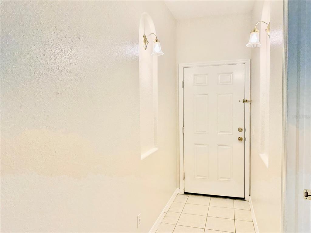 819 Fairwaycove Lane, Unit 102 Bradenton, FL 34212 - Photo 3 of 56