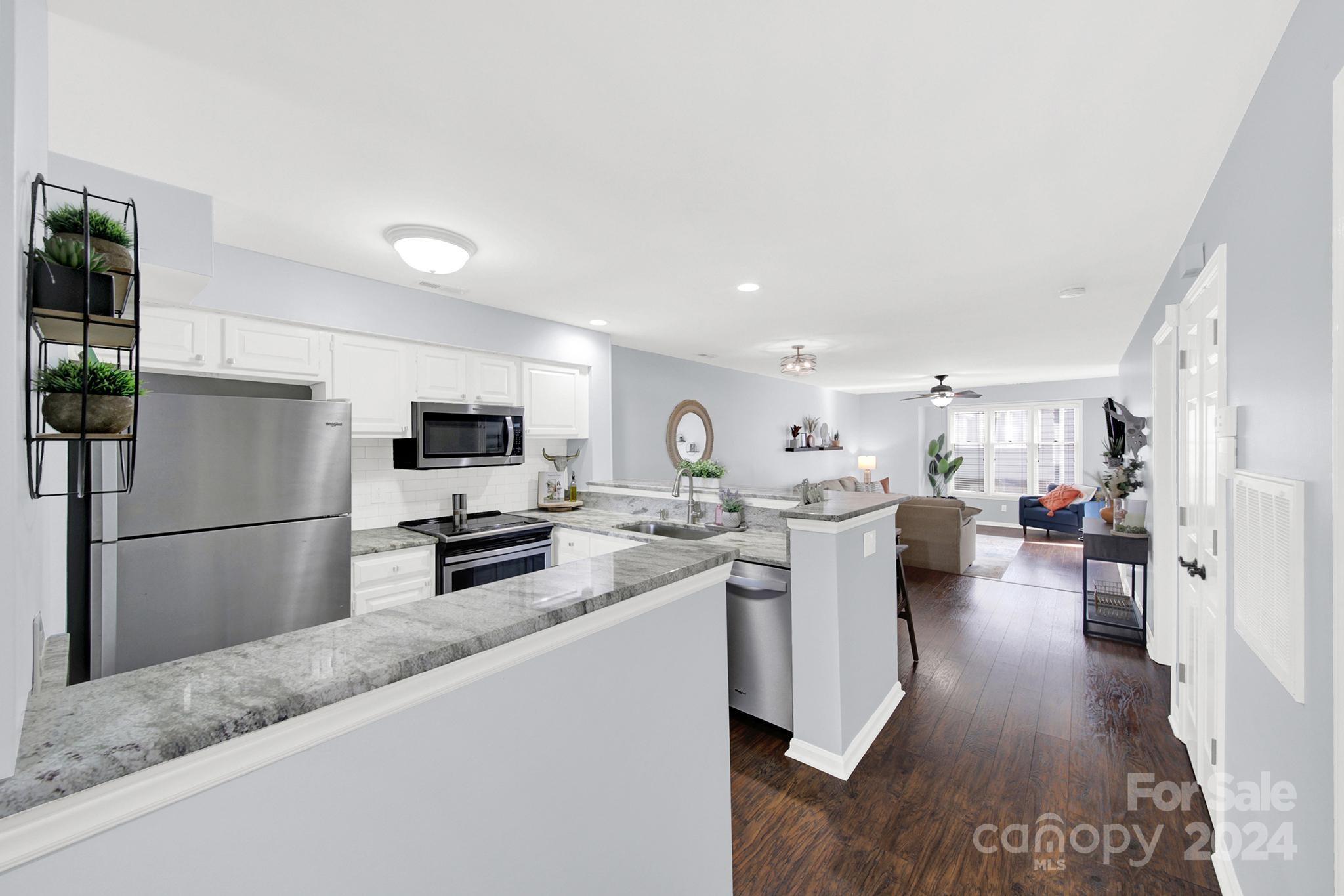 222 Queens Road Charlotte, NC 28204 - Photo 16 of 31 Gallery Image 16