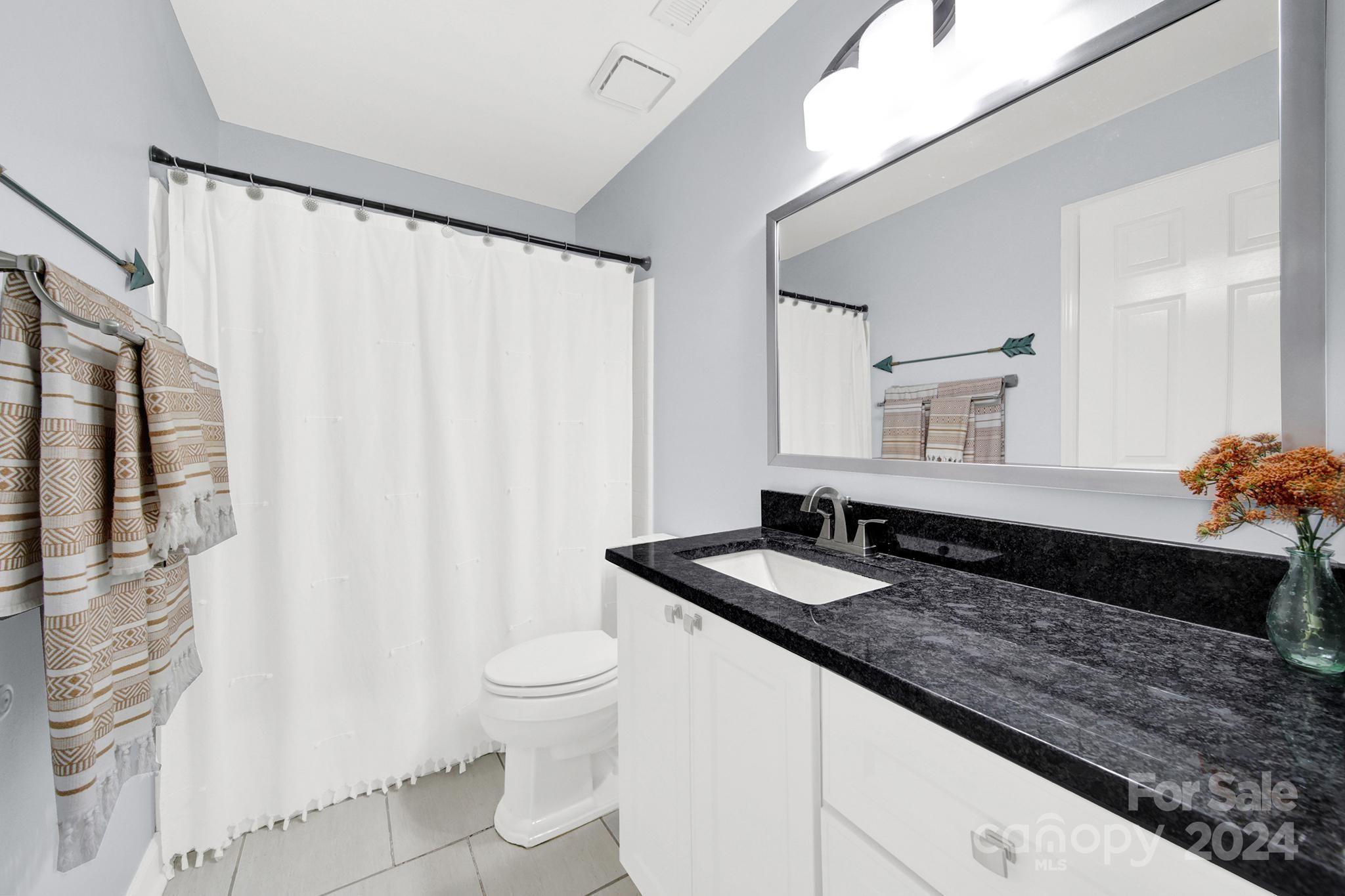 222 Queens Road Charlotte, NC 28204 - Photo 17 of 31 Gallery Image 17