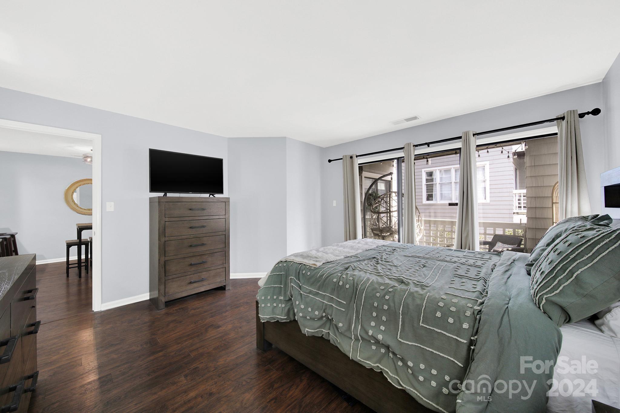 222 Queens Road Charlotte, NC 28204 - Photo 22 of 31 Gallery Image 22