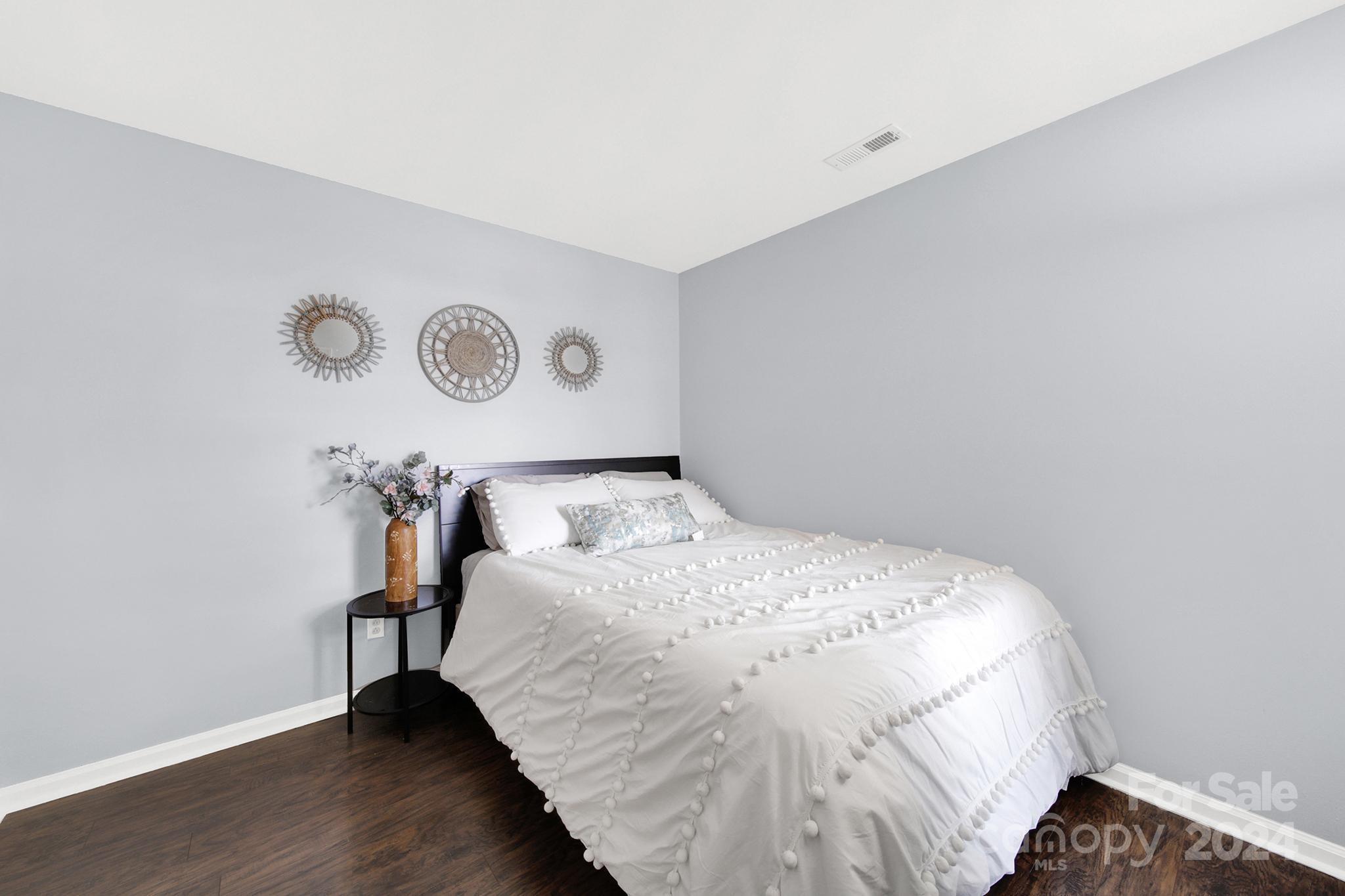 222 Queens Road Charlotte, NC 28204 - Photo 24 of 31 Gallery Image 24