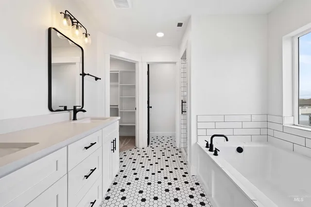 $569,900 | 564 Moonstone Road, Kimberly, ID 83341