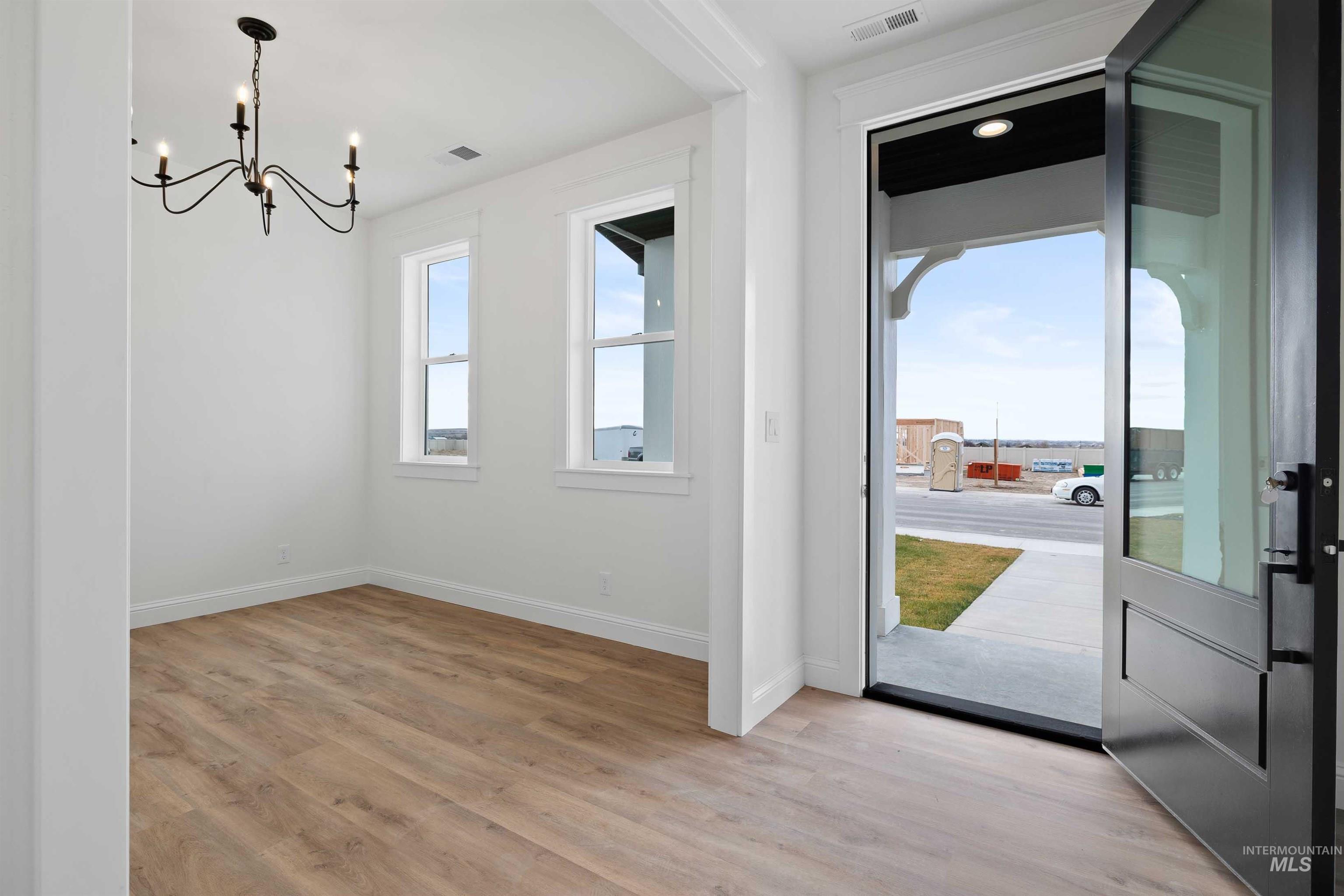 564 Moonstone Road Kimberly, ID 83341 - Photo 3 of 28