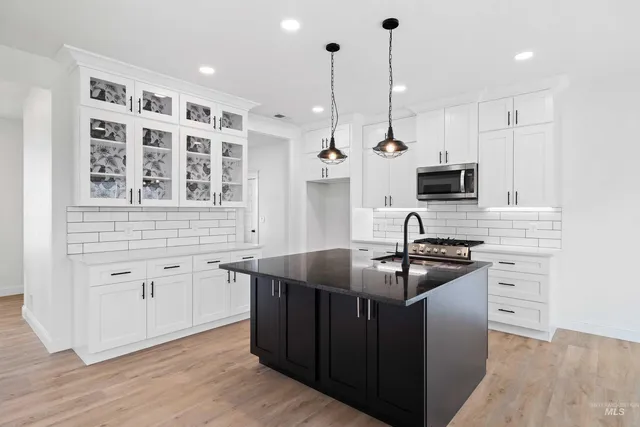 $569,900 | 564 Moonstone Road, Kimberly, ID 83341