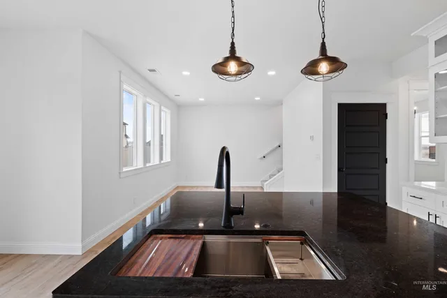 $569,900 | 564 Moonstone Road, Kimberly, ID 83341