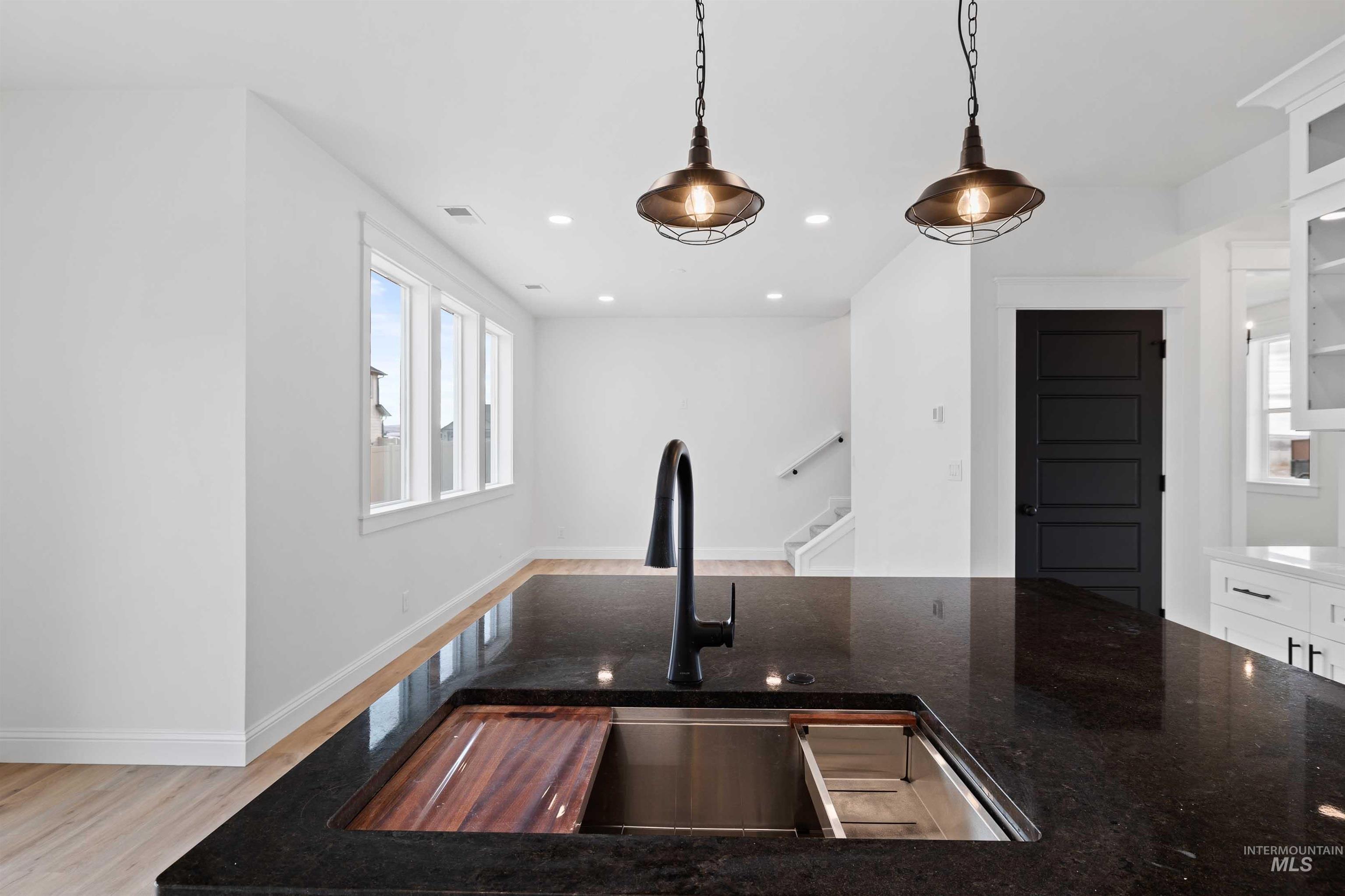 564 Moonstone Road Kimberly, ID 83341 - Photo 8 of 28