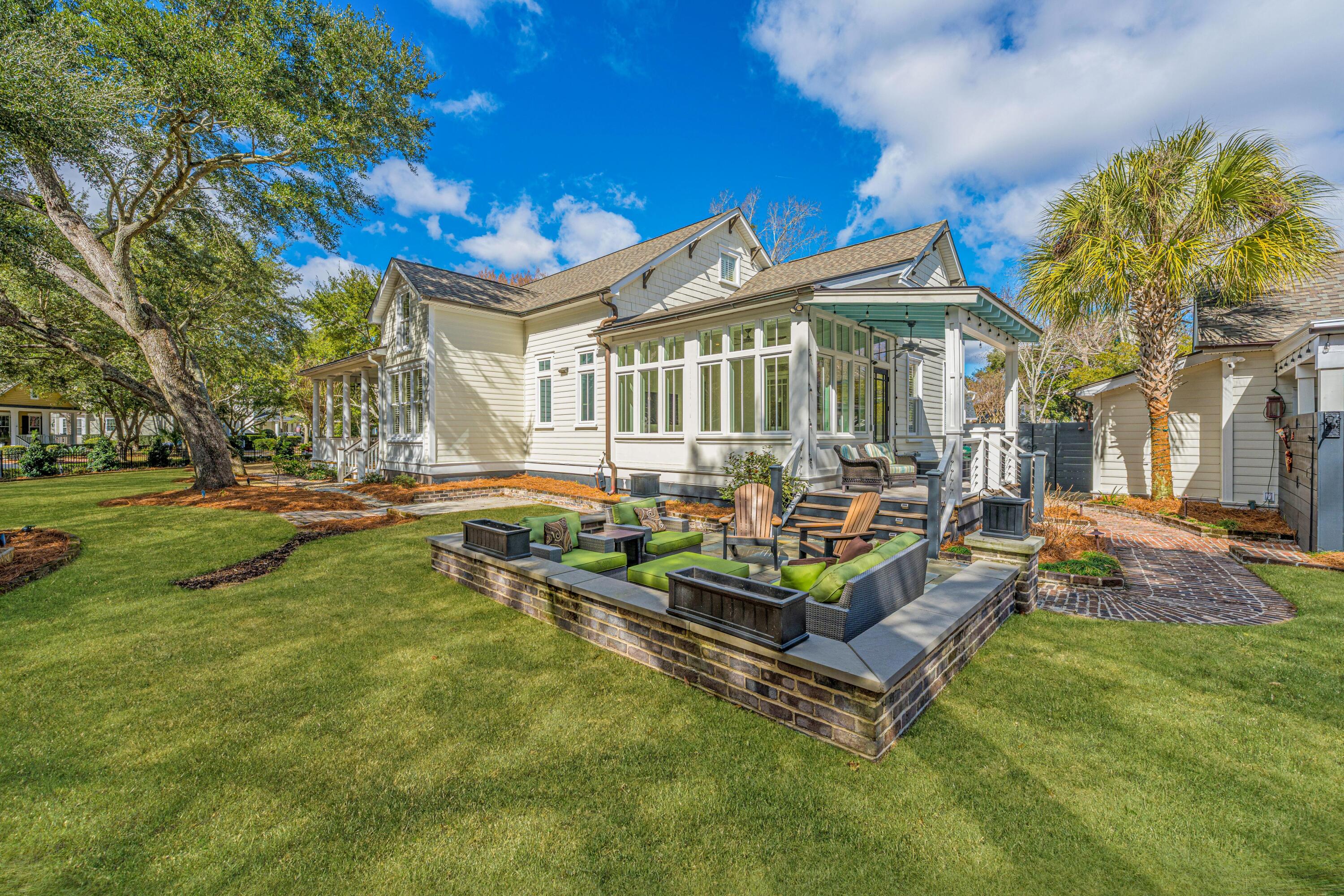 1908 Mahone Court Charleston, SC 29492 - Photo 6 of 77 1908MahoneCtEXT012