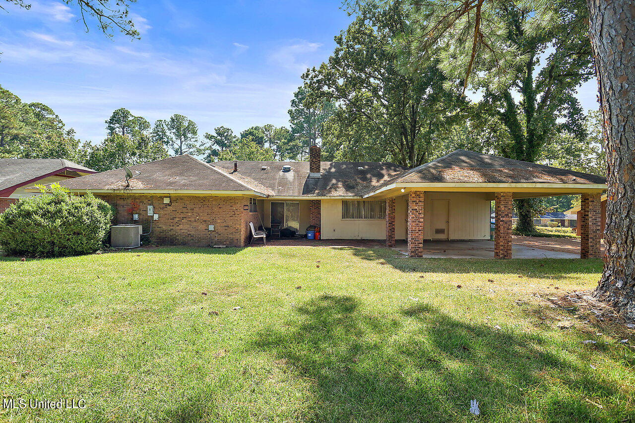 740 Woodhill Road Jackson, MS 39206 - Photo 25 of 27 740 Woodhill Rd 33