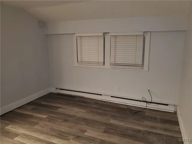 $800 | 134 West Seneca Street, Unit 1, Manlius, NY 13104