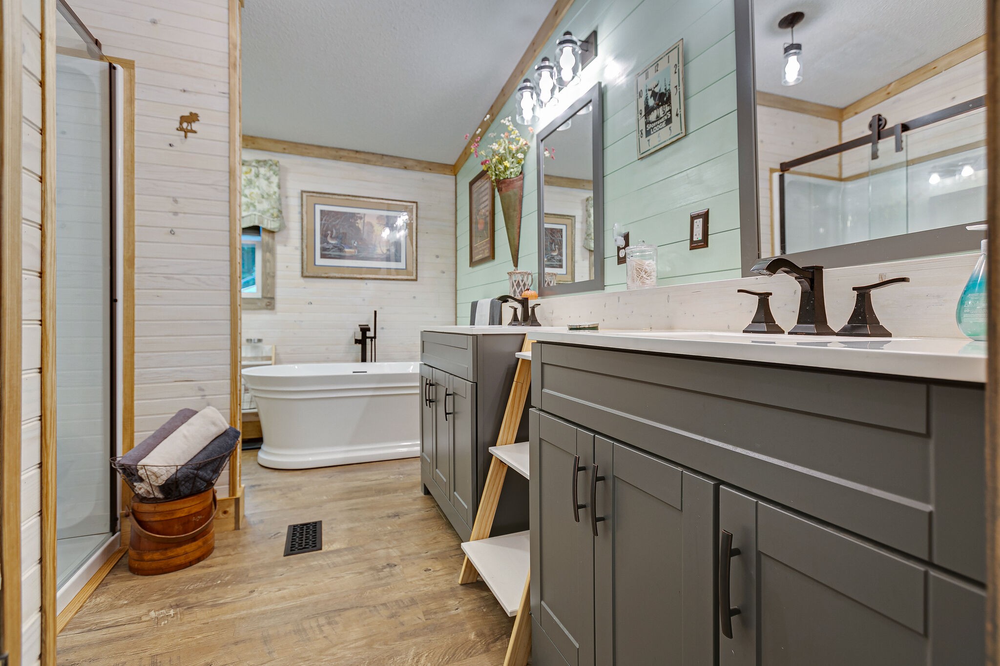 7791 Lampley Road Primm Springs, TN 38476 - Photo 22 of 32 a bathroom with a sink toilet and mirror