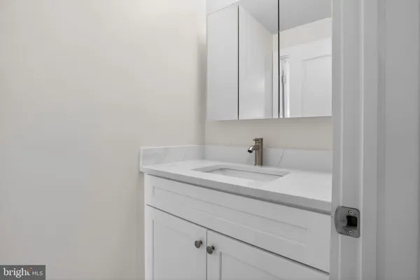 $2,895 | 344 Grove Street, Bridgeport, PA 19405