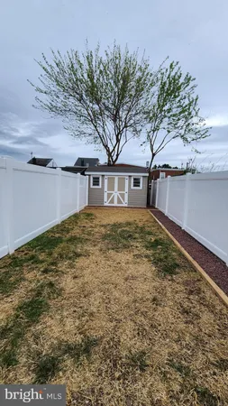 $2,895 | 344 Grove Street, Bridgeport, PA 19405