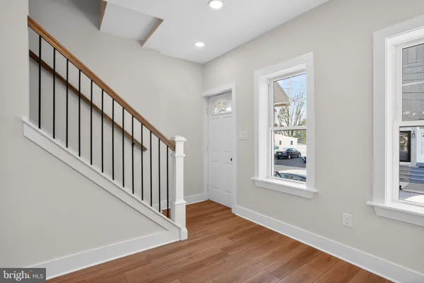 $2,895 | 344 Grove Street, Bridgeport, PA 19405