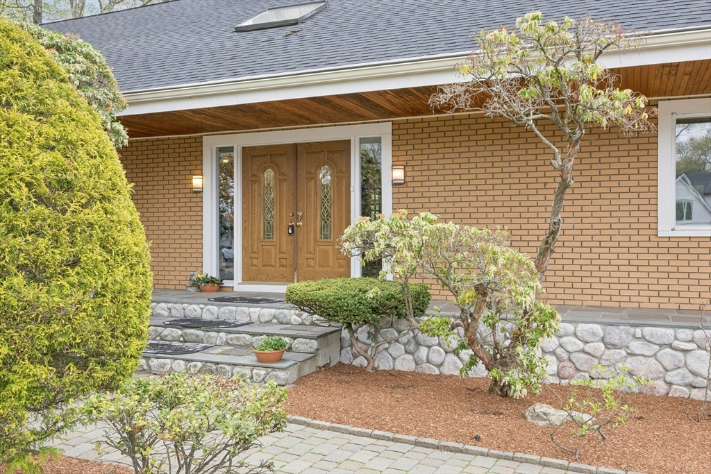 53 Birch Hill Road Belmont, MA 02478 - Photo 3 of 41