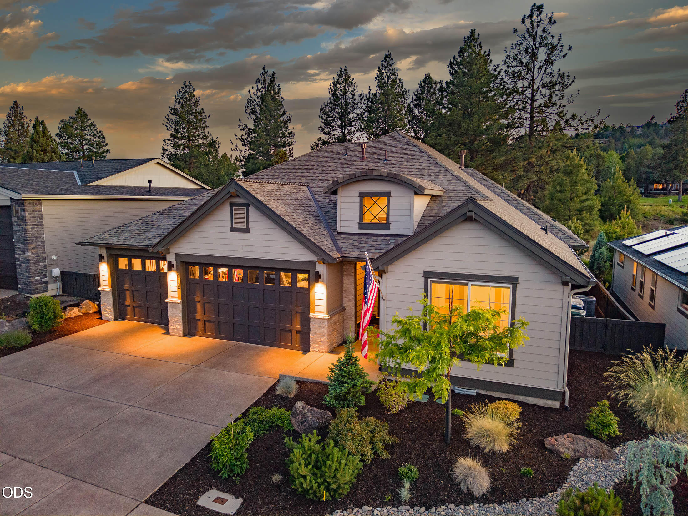 3087 Northwest Hidden Ridge Dr. Drive Bend, OR 97703 - Photo 1 of 32