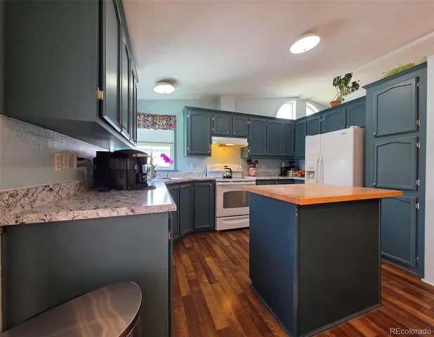 $124,900 | 3340 Longview Boulevard, Longmont, CO 80504