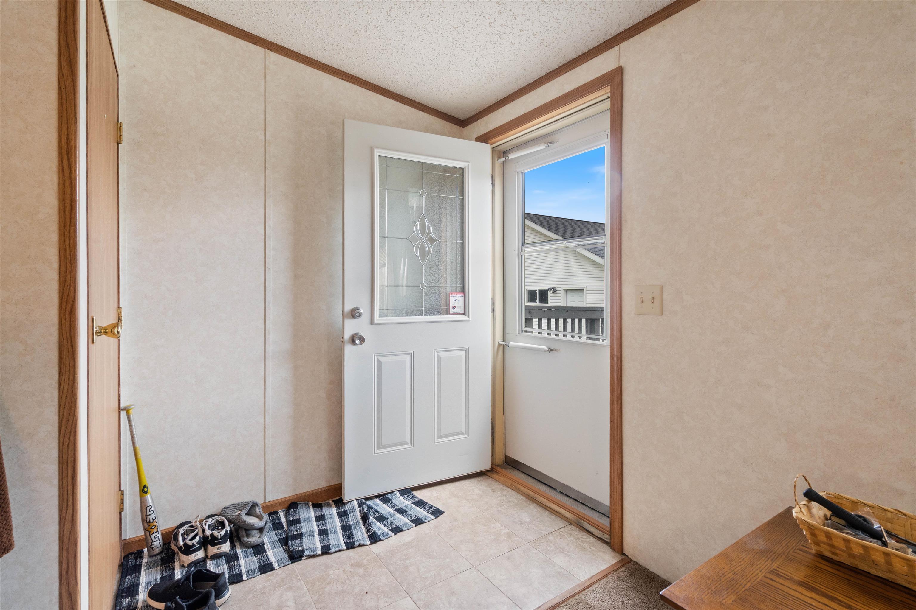 2604 North 32nd Street Superior, WI 54880 - Photo 4 of 29