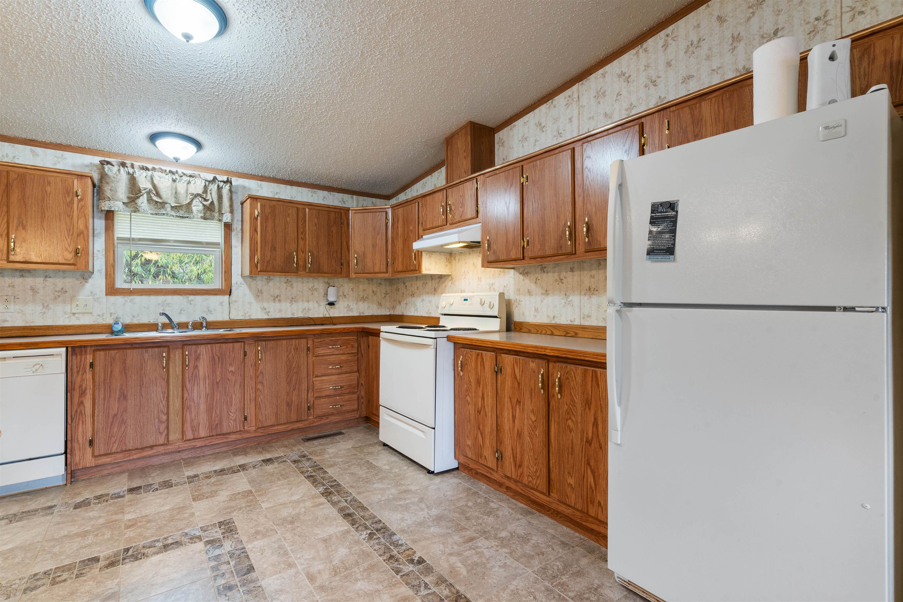 2604 North 32nd Street Superior, WI 54880 - Photo 6 of 29