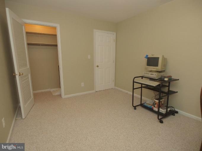 5941 Minutemen Road, Unit 256 Springfield, VA 22152 - Photo 26 of 30 Bedroom