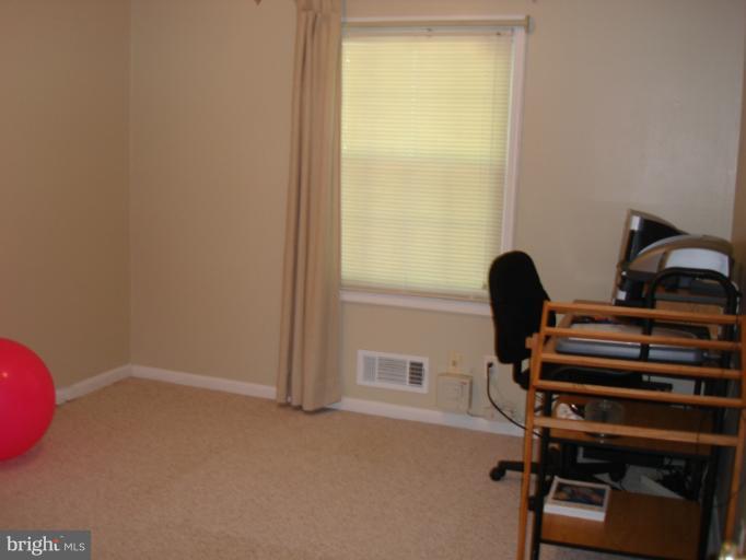 5941 Minutemen Road, Unit 256 Springfield, VA 22152 - Photo 6 of 30 Bedroom