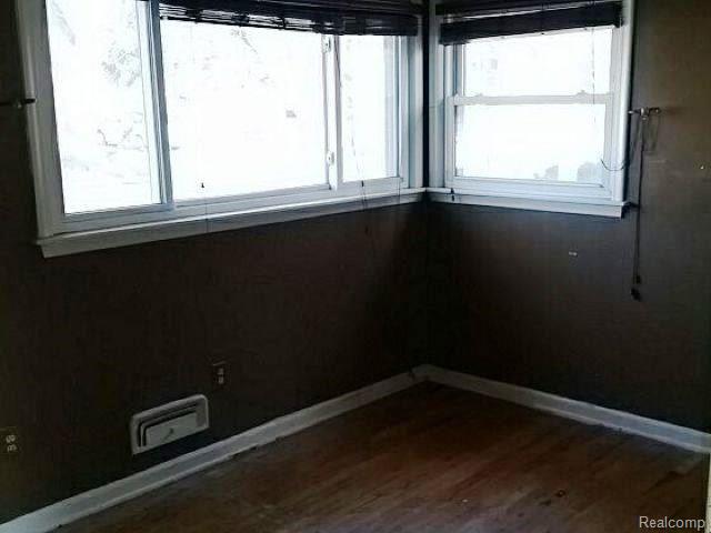 171 Biltmore Street Inkster, MI 48141 - Photo 6 of 12 ____nanpfssvfp01a__VMS_14__Active28__OLSR__63144391_1537772__WI28733777__041da979-dde4-494b-a239-f4a04f869aba.jpg