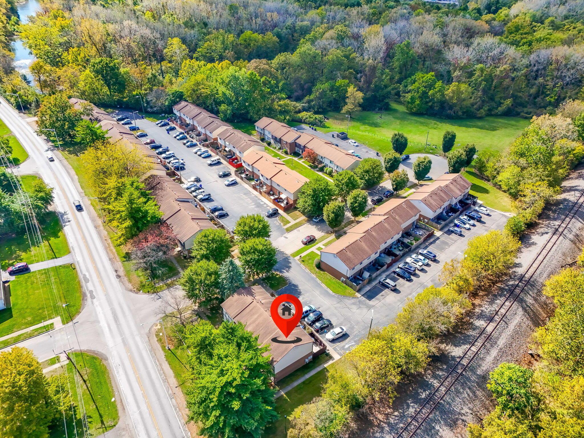 2173 Noe Bixby Road Columbus, OH 43232 - Photo 22 of 28 2173 Noe bixby (Drone)-1
