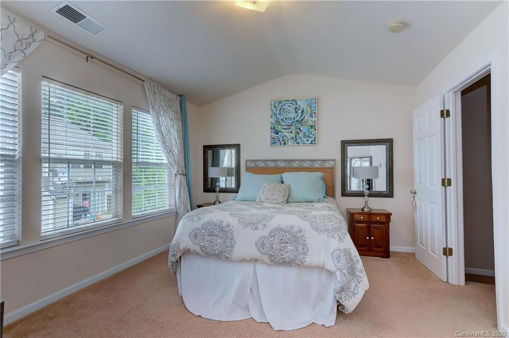 6742 Rothchild Drive Charlotte, NC 28270 - Photo 20 of 38