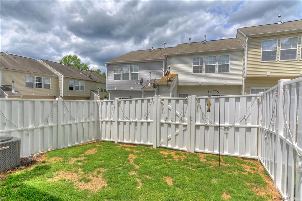 6742 Rothchild Drive Charlotte, NC 28270 - Photo 31 of 38