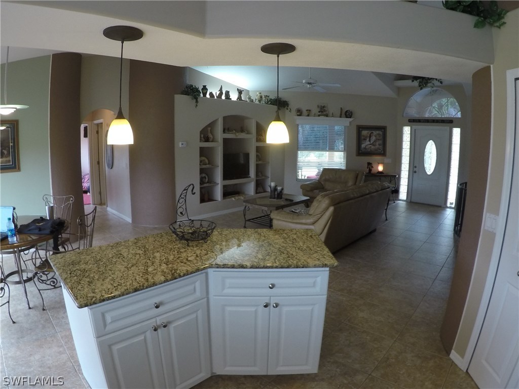 4733 Orange River Loop Road Fort Myers, FL 33905 - Photo 8 of 25 Gallery Image 8
