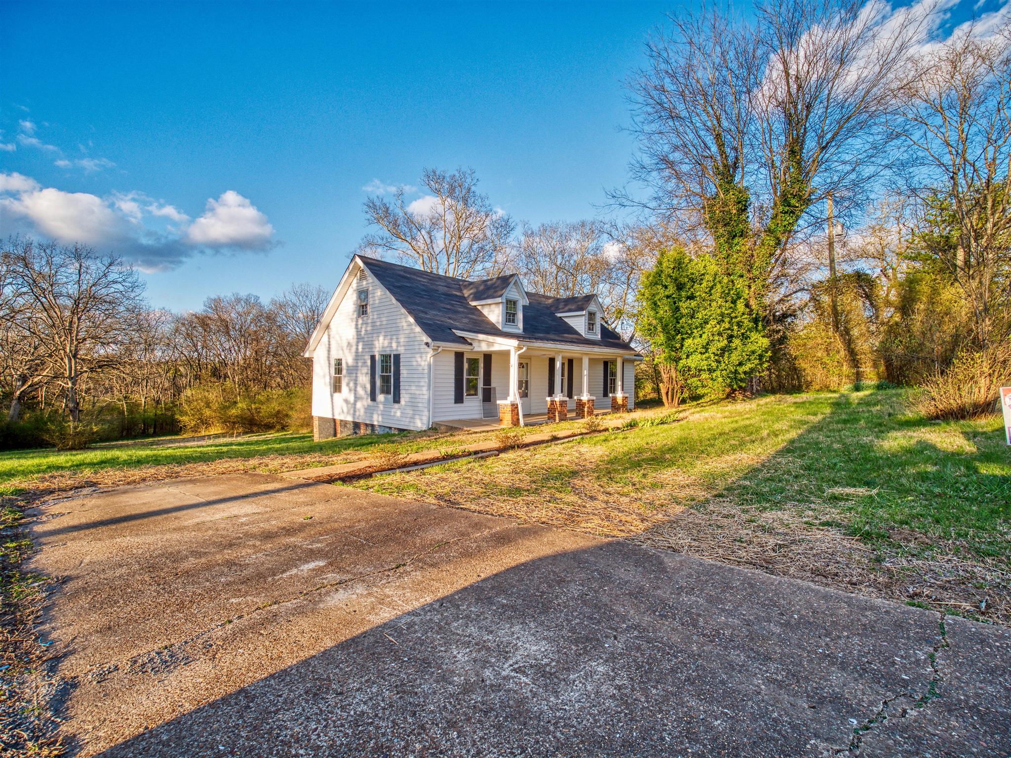 1543 Hudson Road Madison, TN 37115 - Photo 3 of 25 Gallery Image 3