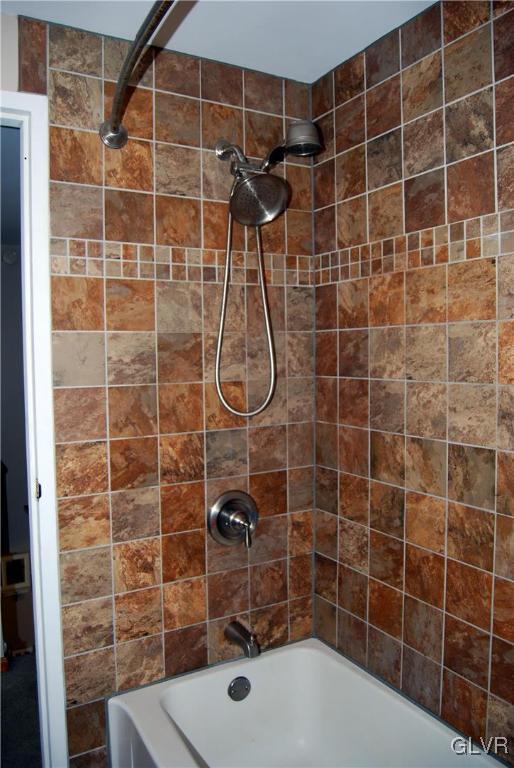 1329 Crestwood Road Bethlehem, PA 18018 - Photo 19 of 34 Gallery Image 19