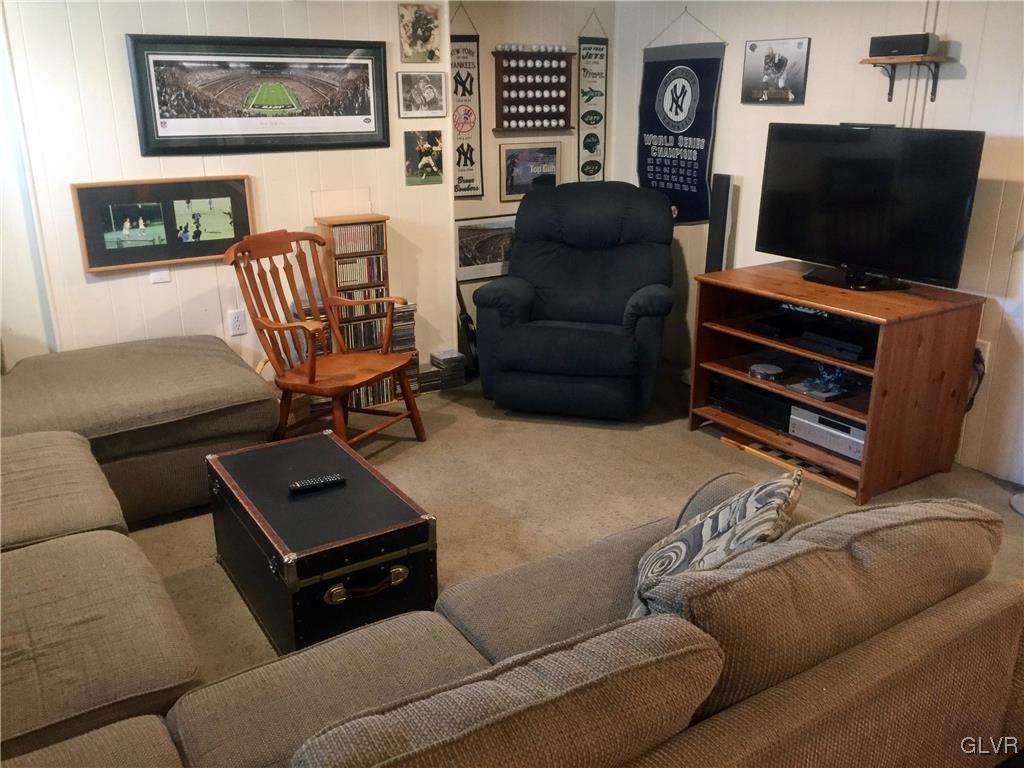 1329 Crestwood Road Bethlehem, PA 18018 - Photo 28 of 34 Gallery Image 28
