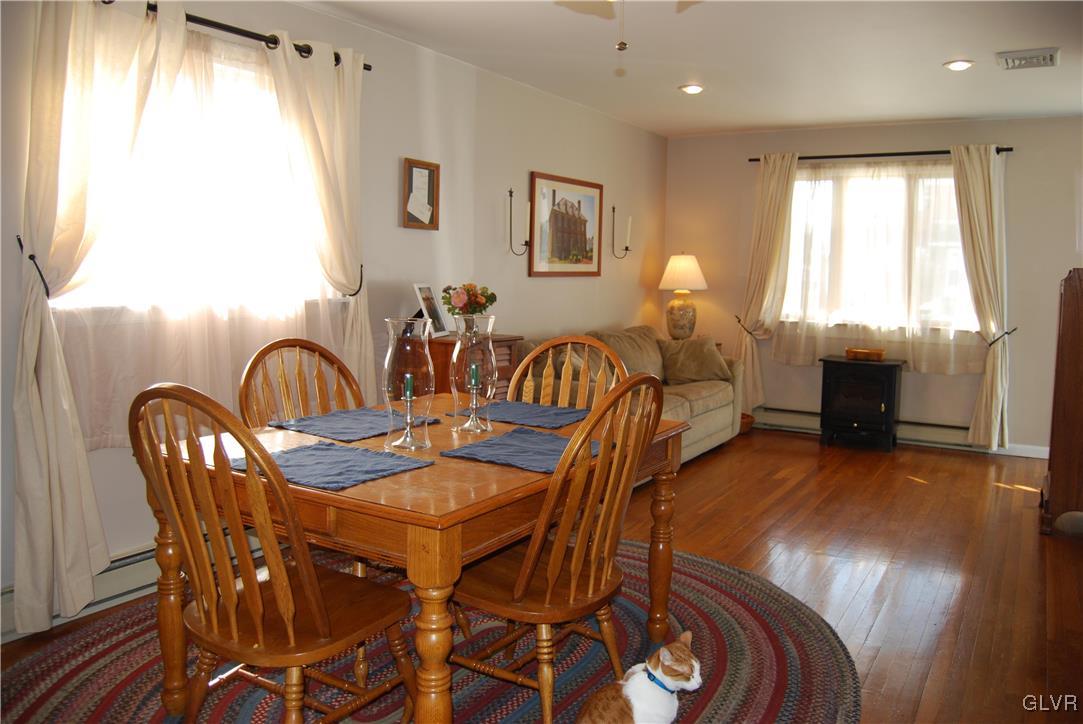 1329 Crestwood Road Bethlehem, PA 18018 - Photo 8 of 34 Gallery Image 8