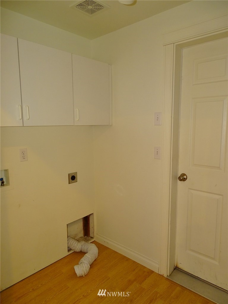 301 Harbor View Loop Southeast Ocean Shores, WA 98569 - Photo 29 of 29 a bathroom with a sink