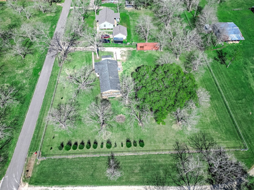 2474 Gates Road Alvin, TX 77511 - Photo 36 of 37 VIEW LOOKING WEST ON GATES RD