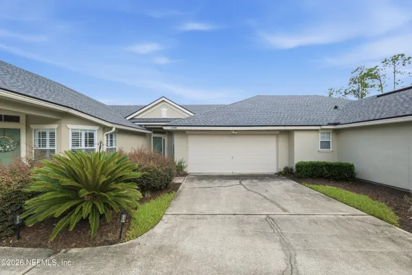 $264,400 | 1880 Copper Stone Drive, Unit E, Fleming Island, FL 32003
