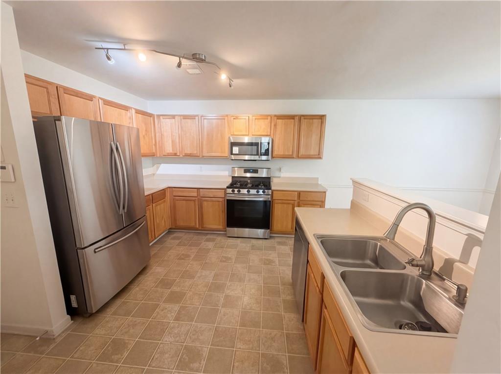 8806 Seneca Road Palmetto, GA 30268 - Photo 2 of 19