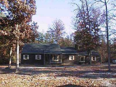 13341 Bailey Bridge Road Midlothian, VA 23112 - Photo 1 of 1 a front view of a house with garden