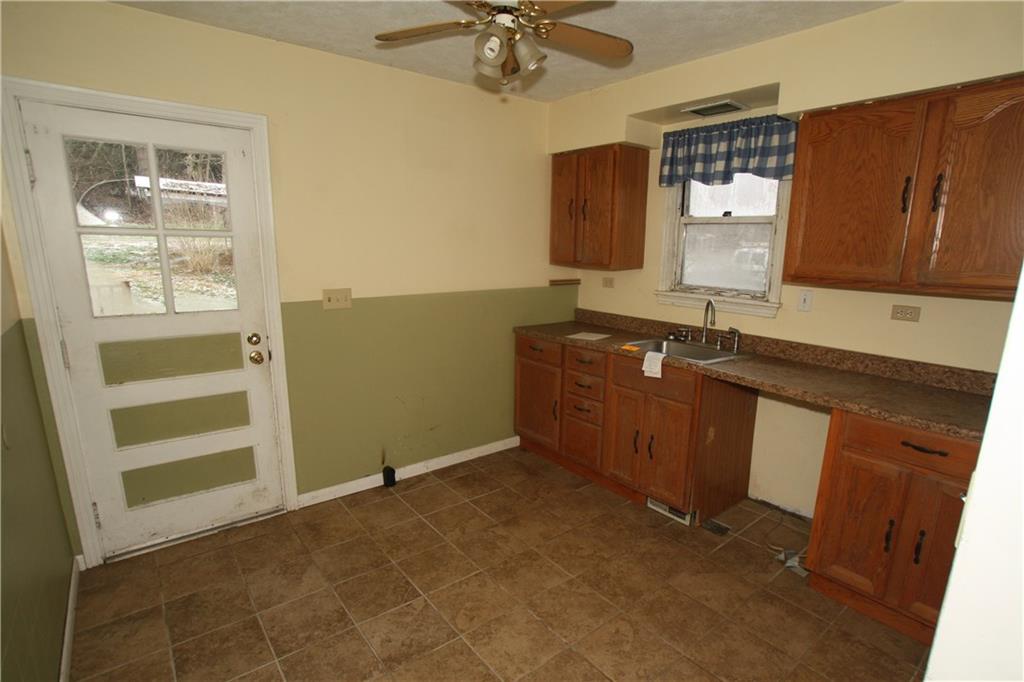 505 Laurel Lane Ruffs Dale, PA 15679 - Photo 5 of 15
