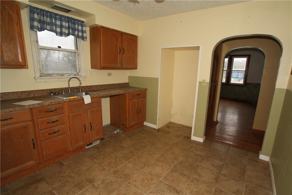 505 Laurel Lane Ruffs Dale, PA 15679 - Photo 6 of 15