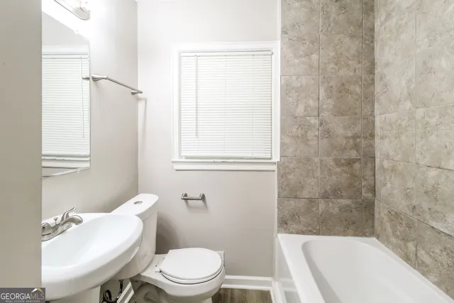 $1,525 | 3717 Loren Drive, Decatur, GA 30032